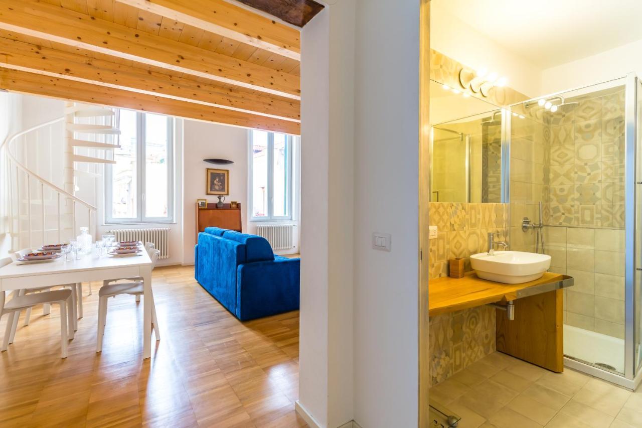 Nova Stylish House In Center By Napoliapartments Exterior foto