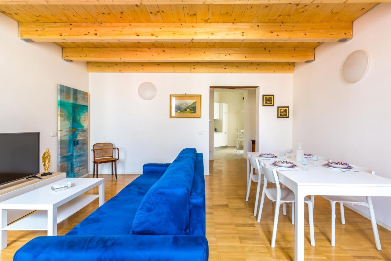 Nova Stylish House In Center By Napoliapartments Exterior foto