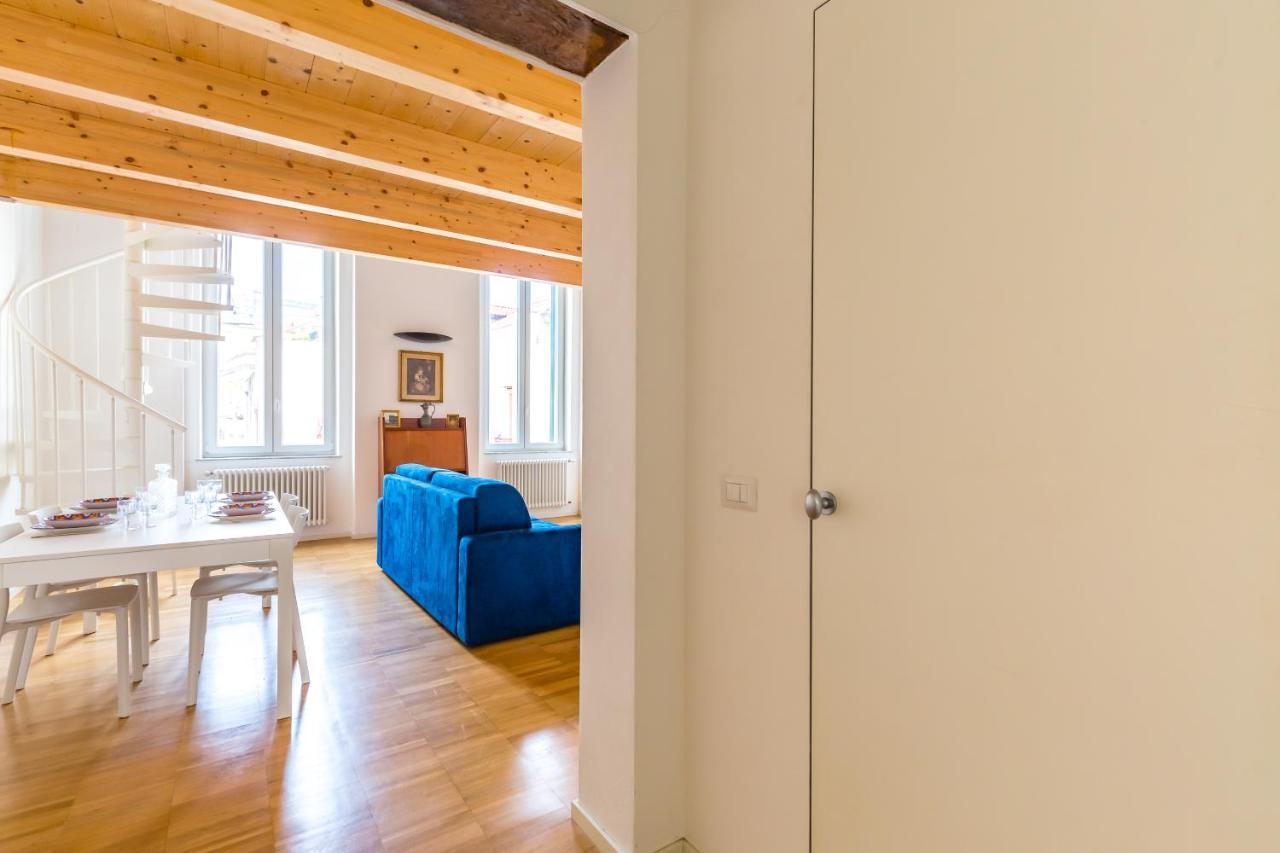 Nova Stylish House In Center By Napoliapartments Exterior foto